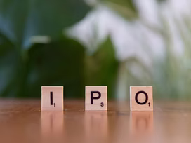 Letras IPO representando uma oferta pública